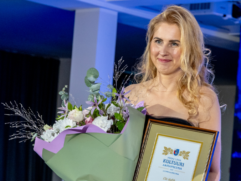 Elis Hallik awarded the Pärnu City Cultural Award